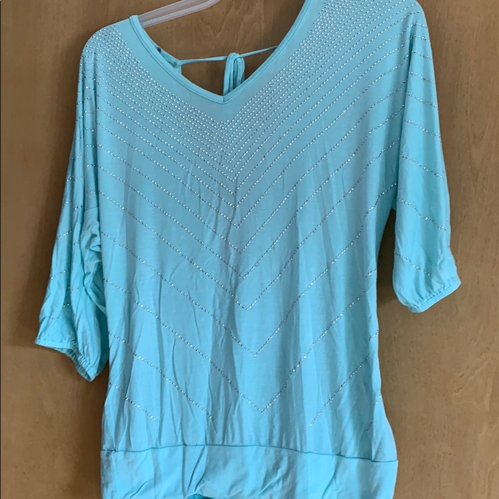 Buckle Mint green top with silver studs